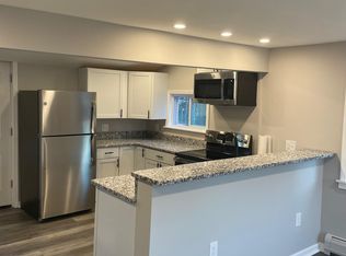 1566 3rd St, Rensselaer, NY 12144
