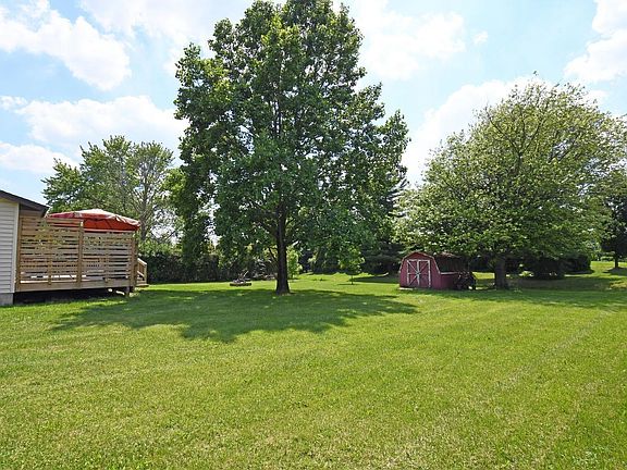 3rd image of 6313 Sandric Ln