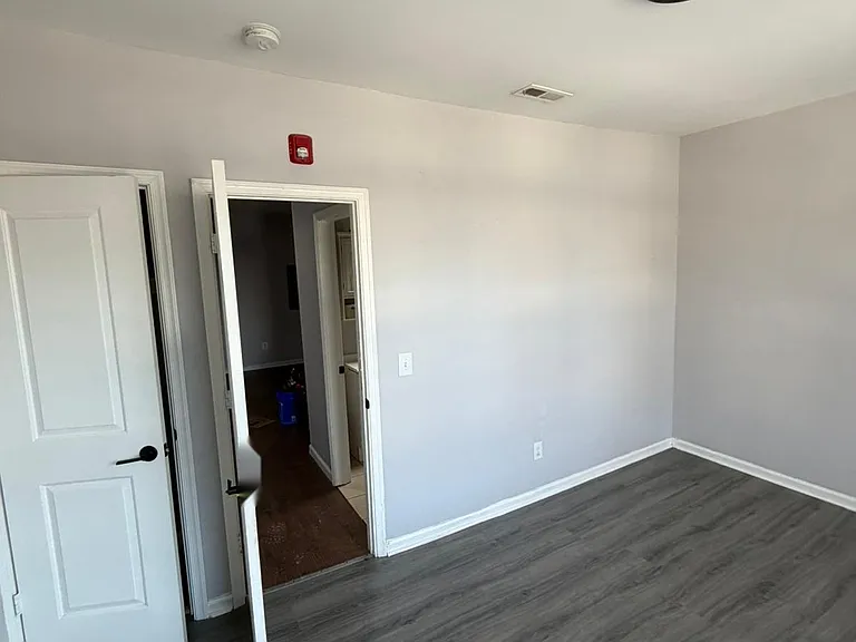 1809 N 54th St #2 — Photo 15