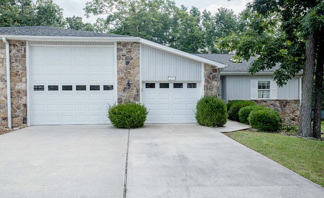 1st image of 57 Hickory Hollow Cir
