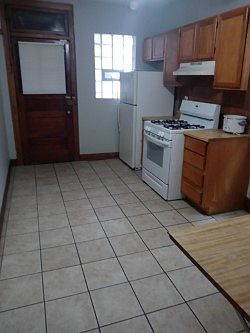 5th image of 8515 S Bishop St #2W