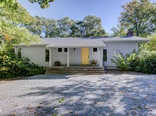16 Sammys Beach Rd, East Hampton, NY 11937