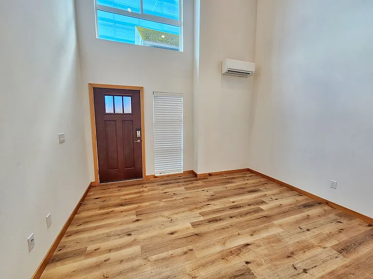 1431 24th Ave #E — Photo 4