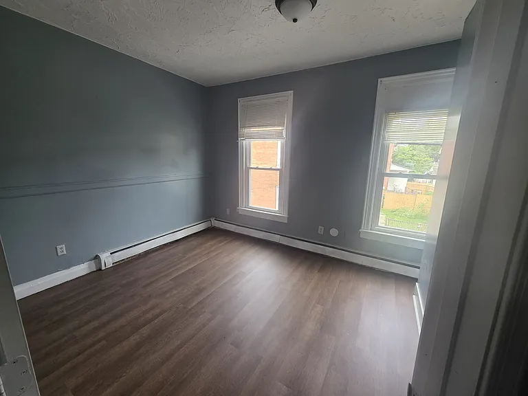 14 Pleasant St #2 — Photo 8