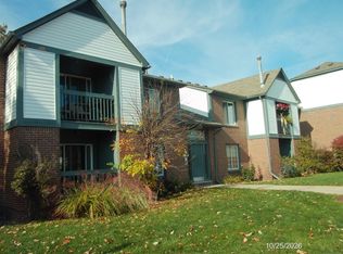 15246 Ashley Ct #14, Macomb, MI 48044