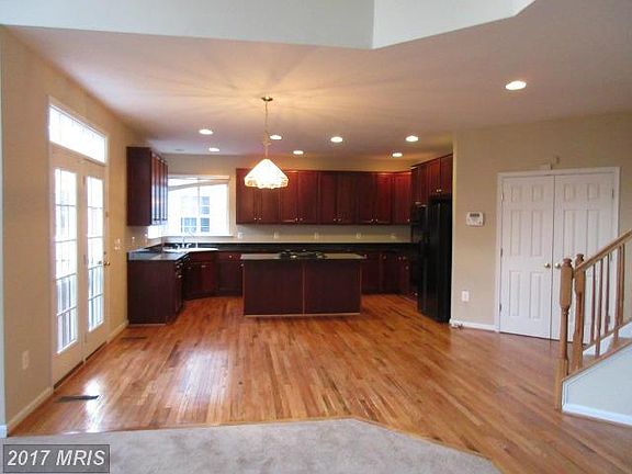 3rd image of 13051 Lashmere Ct