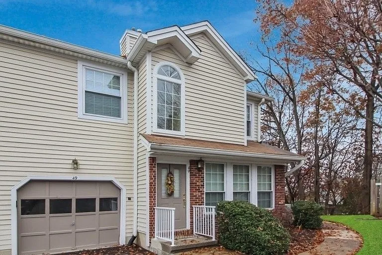 49 Pheasant Brook Ct — Photo 1