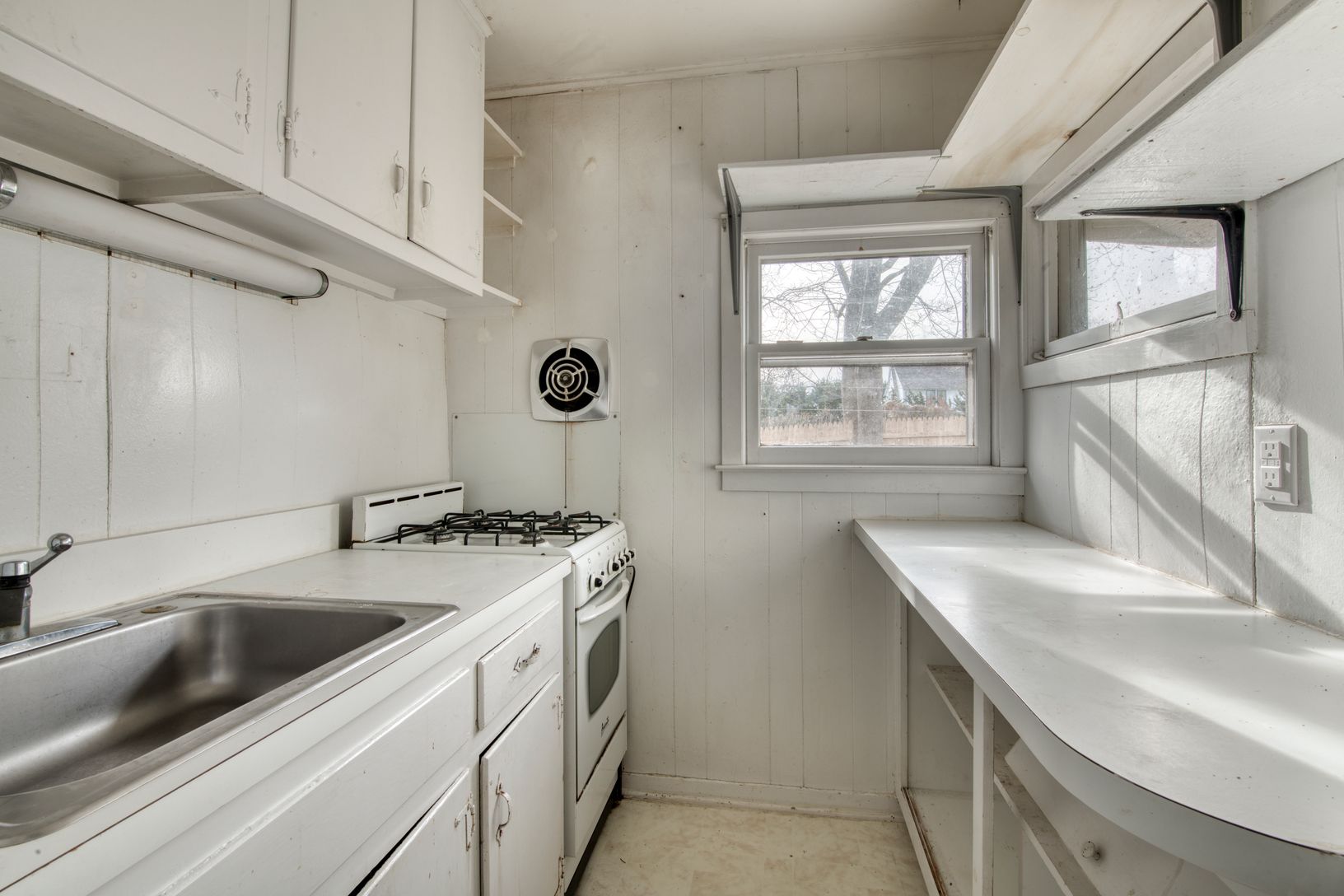  Cottage 2 Kitchen