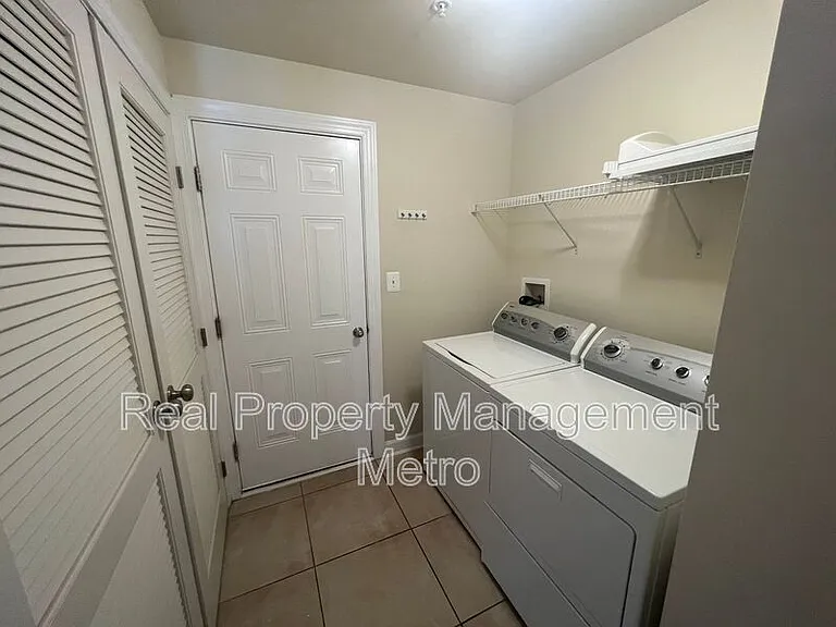 10519 Old Ellicott Cir — Photo 7
