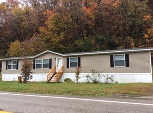 5387 Paint Creek Rd, Gallagher, WV 25083
