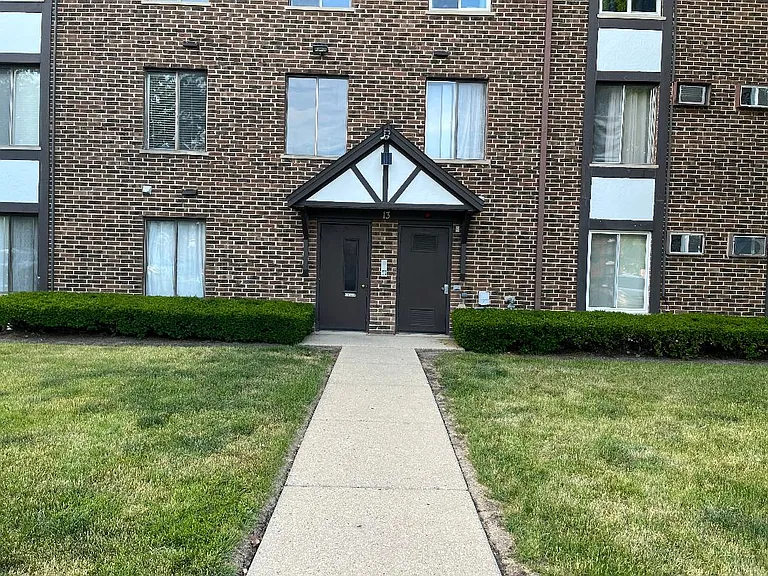 13 Crestview Ln #12 — Photo 14
