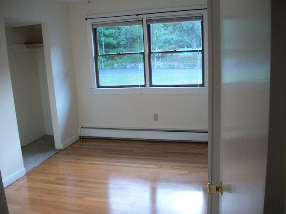 260 Woodland Rd Guilford CT Zillow