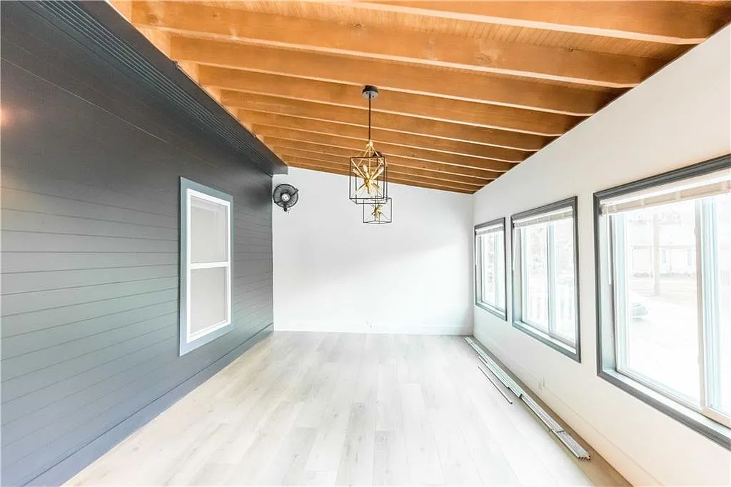 5 bed, 3.0 bath, 2310 sqft, $3,995 — Photo 3