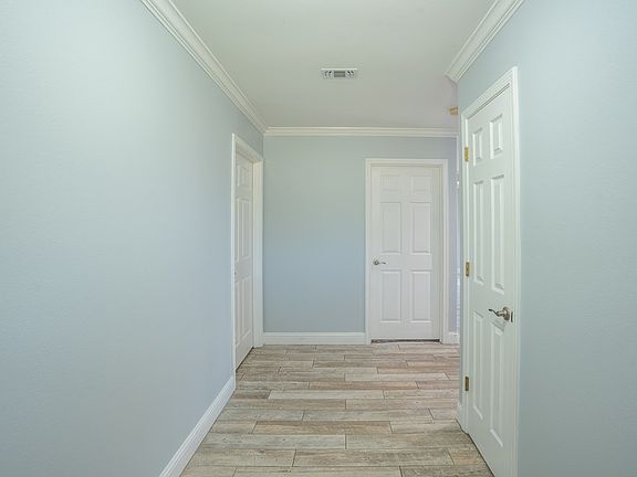 3rd image of 140 Egg Farm Rd
