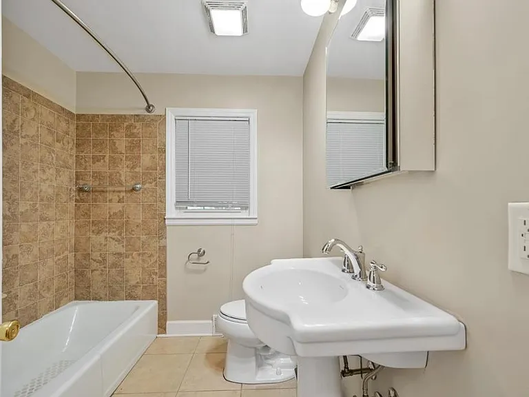 292 White Pine Dr — Photo 16