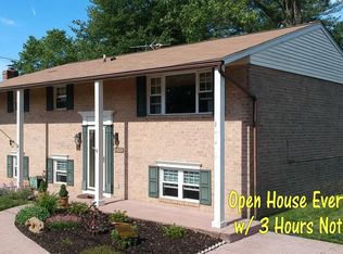 16116 Laurel Ridge Dr, Laurel, MD 20707