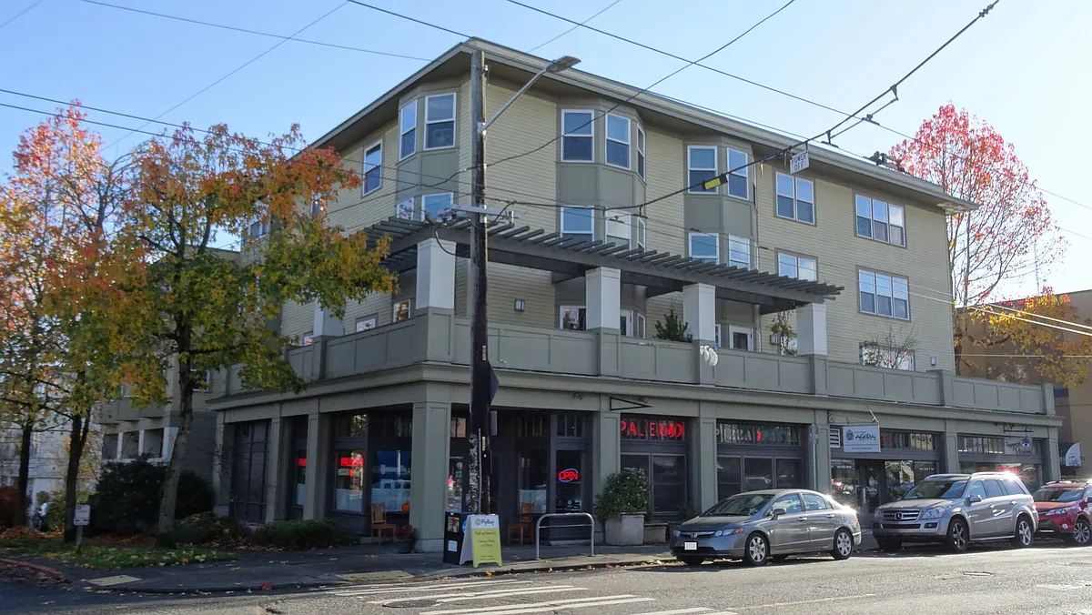 Building Photo - 1505 E Harrison St