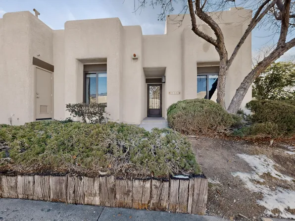 6448 Monte Serrano NE, Albuquerque, NM 87111