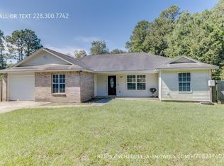1417 Willow St, Ocean Springs, MS 39564