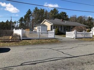 69 Ridgewood Rd, New Bedford, MA 02745