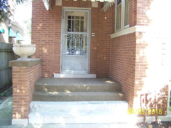 3rd image of 5525 S Richmond St