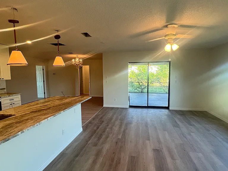 710 Beverly Rd — Photo 18