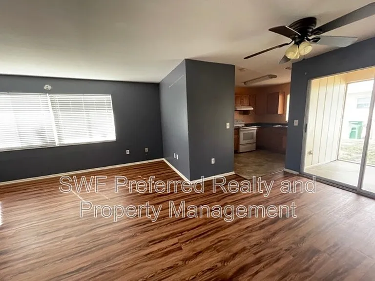 533 SE 6th Ave #1 — Photo 3