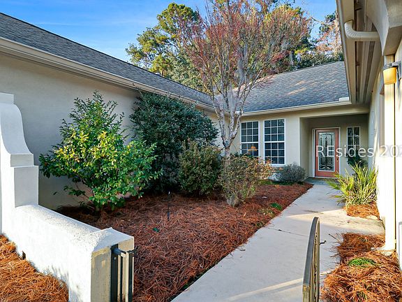 2nd image of 167 Hampton Cir