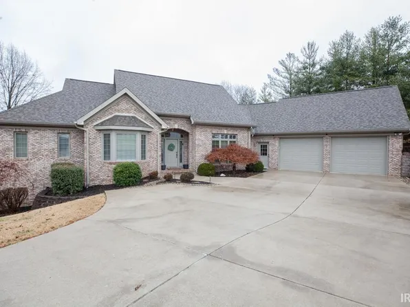 53 Oak Meadow Rd, Evansville, IN 47725