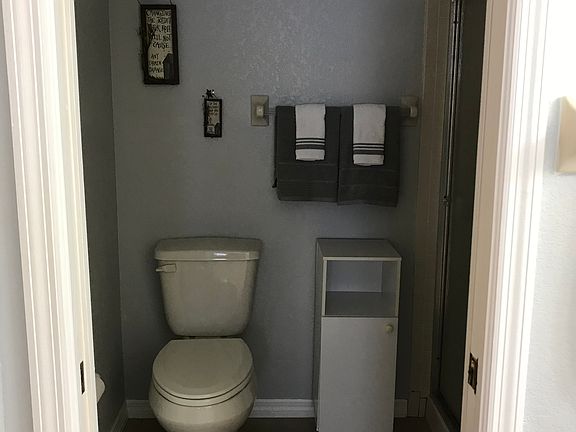 2nd image of 175 Kings Hwy APT 1022