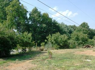 90 Santa Claus Ln, Stuart, VA 24171