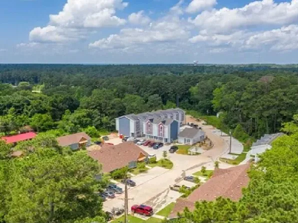 3730 Boettcher Dr #303, Huntsville, TX 77340