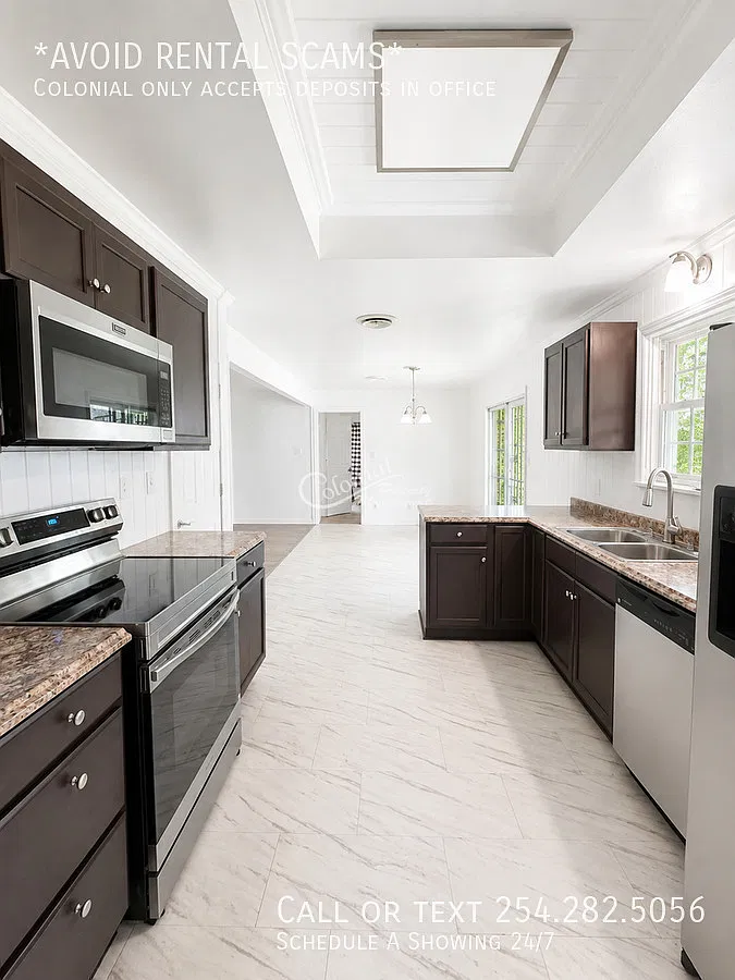 3 bed, 2.0 bath, 1712 sqft, $1,325 — Photo 3