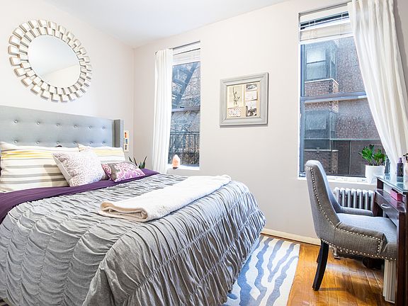 2nd image of 176 W Houston St #33