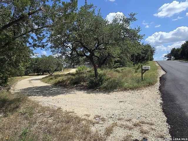 576 Gallagher Dr — Photo 1