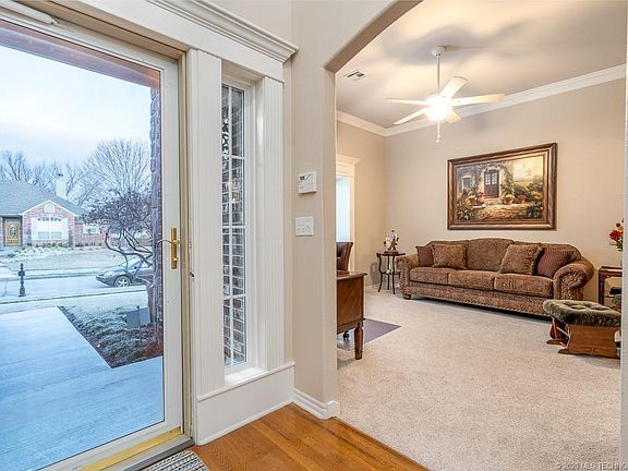 4th image of 4320 S Redbud Ave