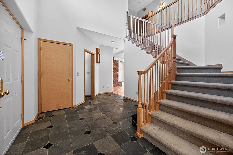 2nd image of 18432 W Lake Desire Drive SE