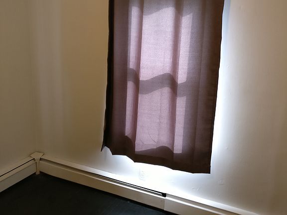 5th image of 610 E Jefferson St
