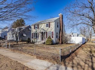 201 Windemere St, Springfield, MA 01104