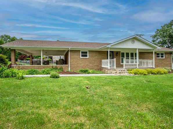 10 Joan St, Williamsburg, KY 40769