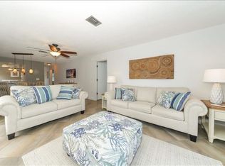 1301 Bay Dr N UNIT 1A, Bradenton Beach, FL 34217