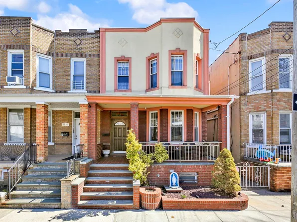 68-21 75 Street, Middle Village, NY 11379