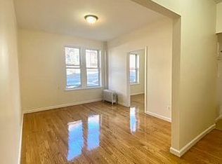 546 82nd St APT 1F, Brooklyn, NY 11209