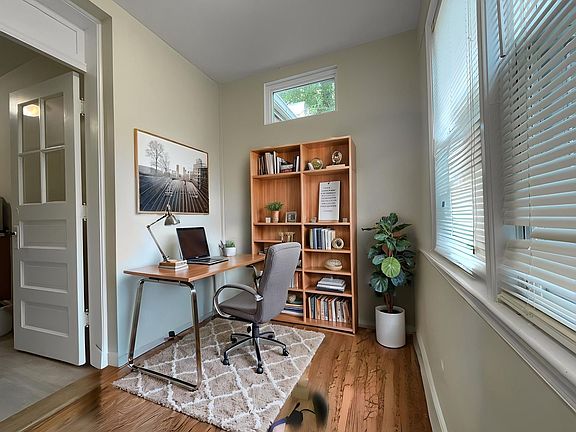 5th image of 2319 40th St NW APT 3