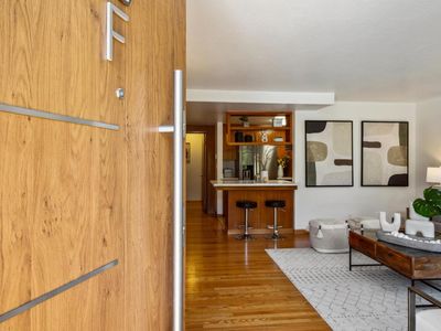 131 Hawthorne Ave APT F, Palo Alto, CA, 94301