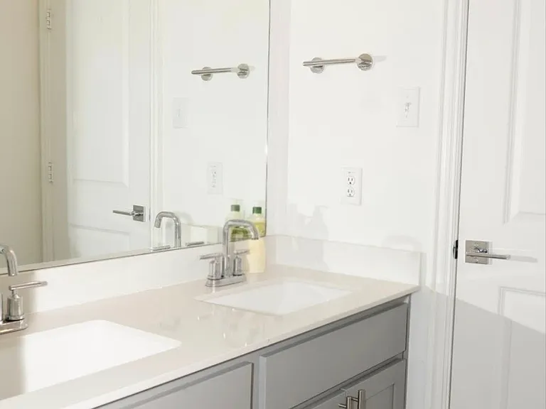 502 Virginia Way — Photo 7