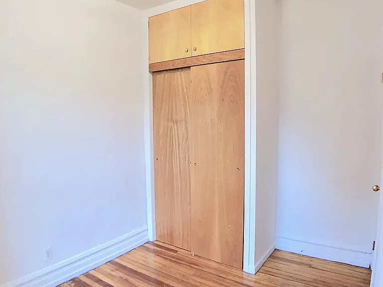 145 S 4th St #18 — Photo 5