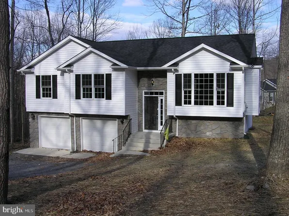 1111 High Top Rd, Linden, VA 22642