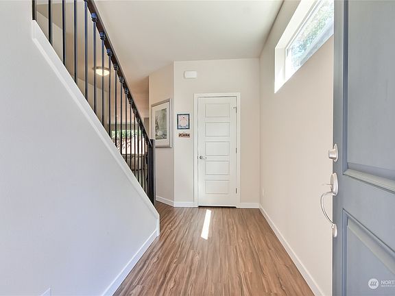 3rd image of 12115 172nd Street Ct E #26