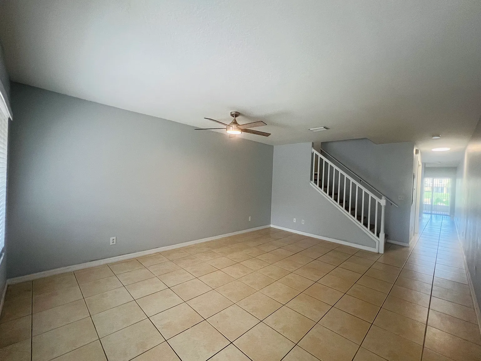 2 bed, 2.5 bath, 1480 sqft, $1,950 — Photo 3